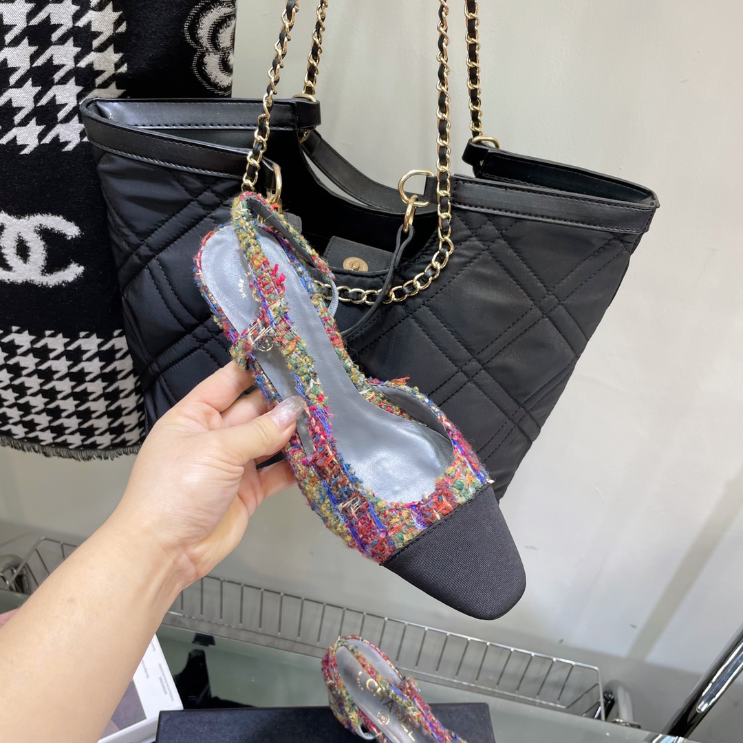 Chanel Tweed Slingback Shoes - Image 9