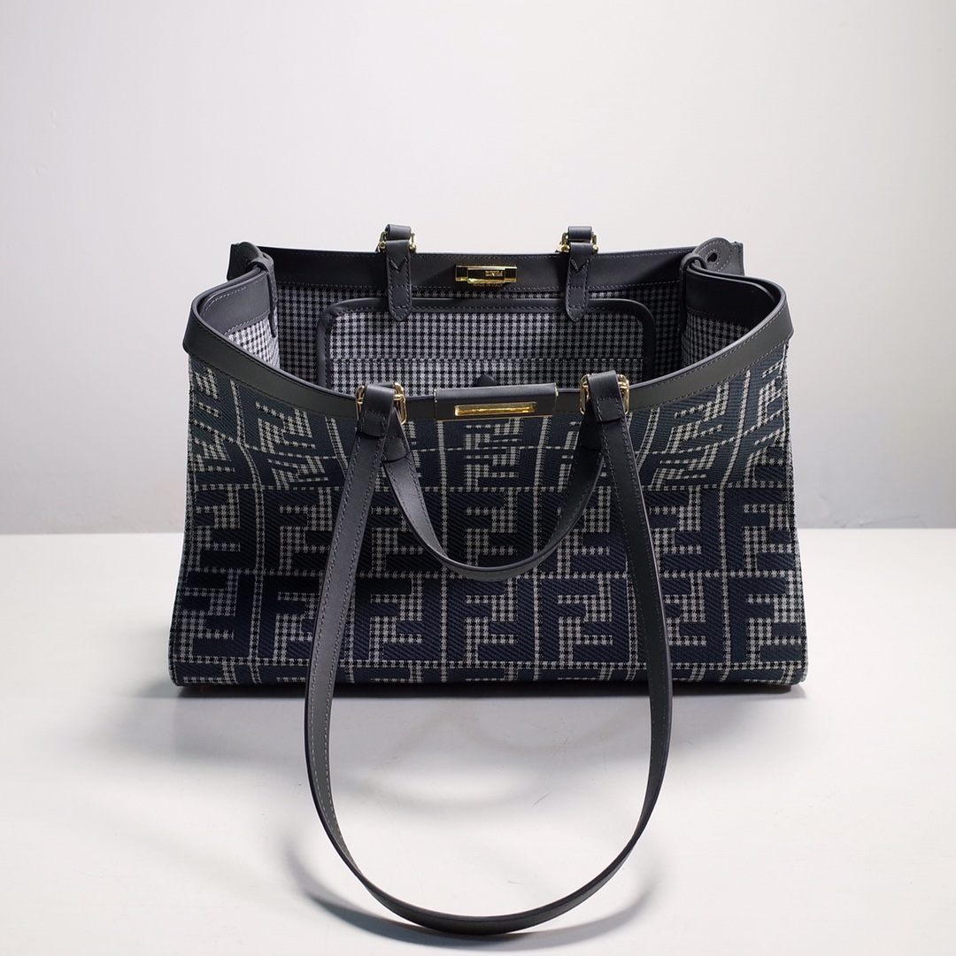 Fendi X-Tote Bag - Image 5