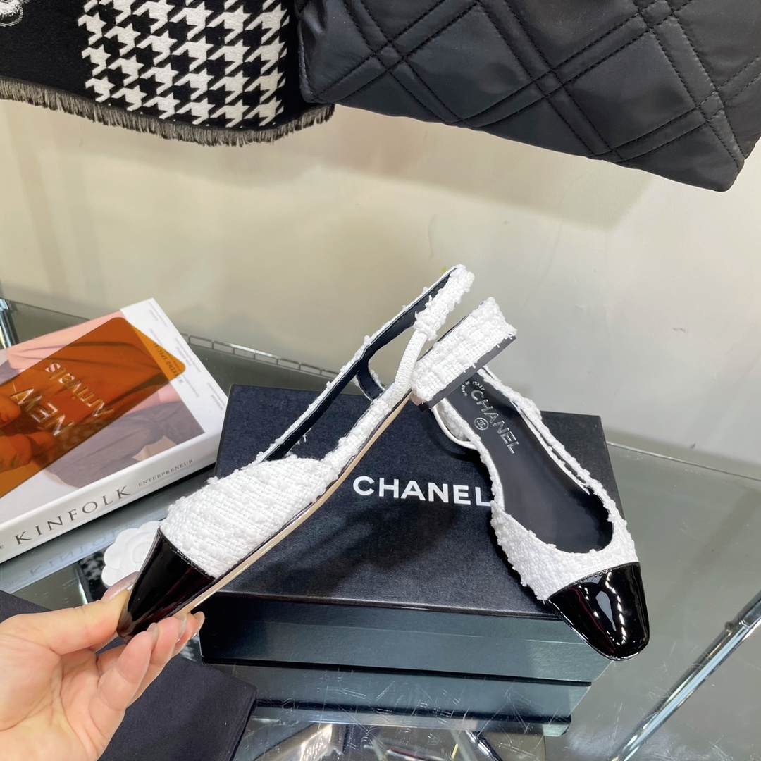 Chanel Tweed Slingback Shoes - Image 8