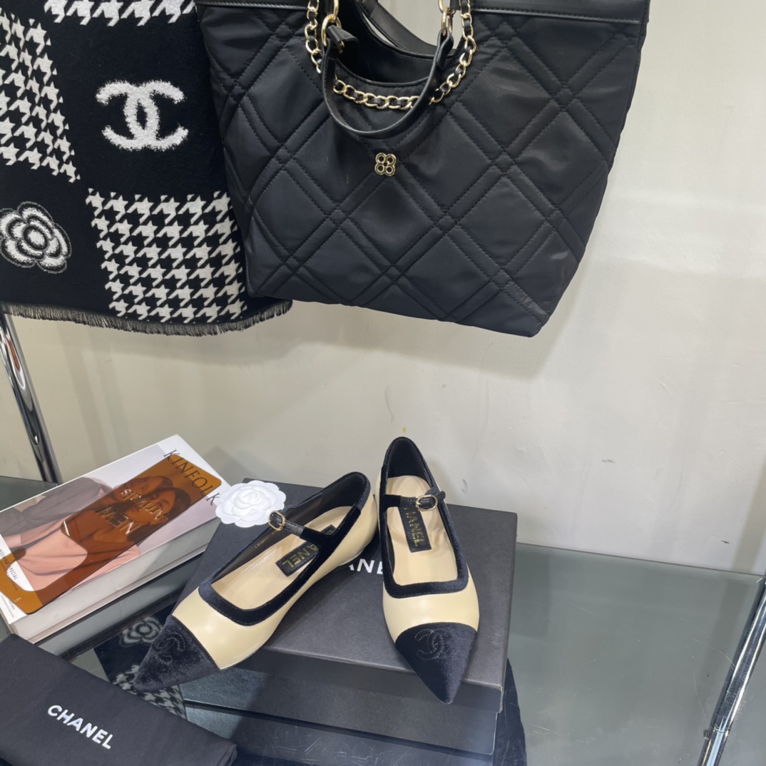 Chanel Pointed Toe Mary Jane Shoes