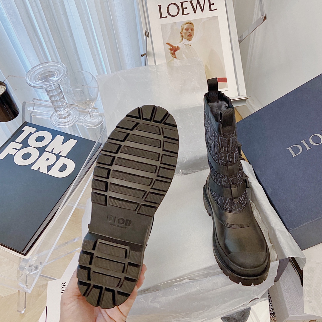 Dior High-top Martin Boots - Image 9