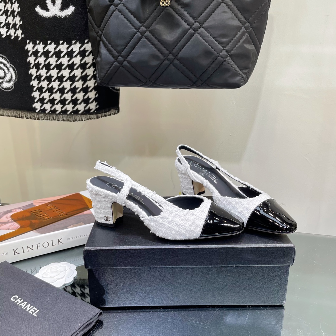 Chanel Tweed Slingback Shoes - Image 5