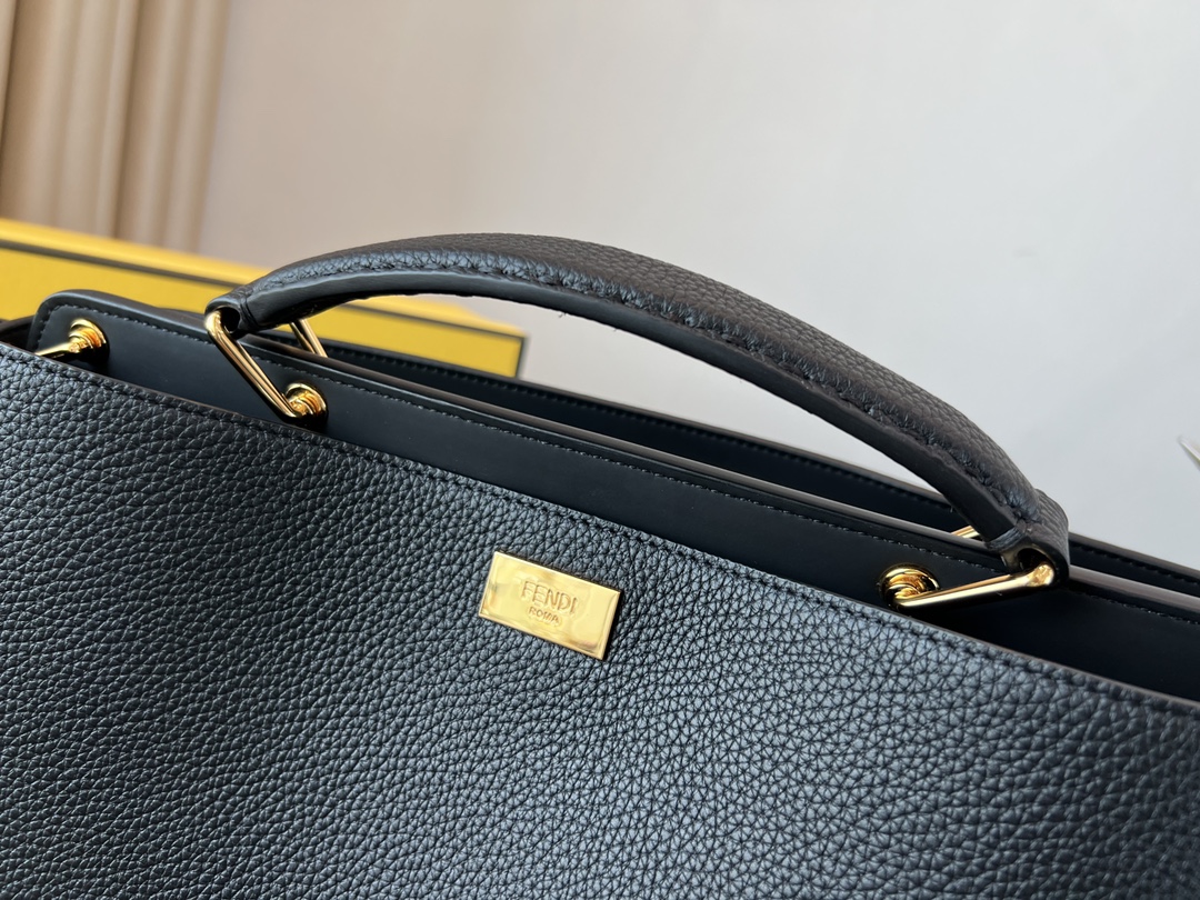 Fendi Selleria Bag - Image 4