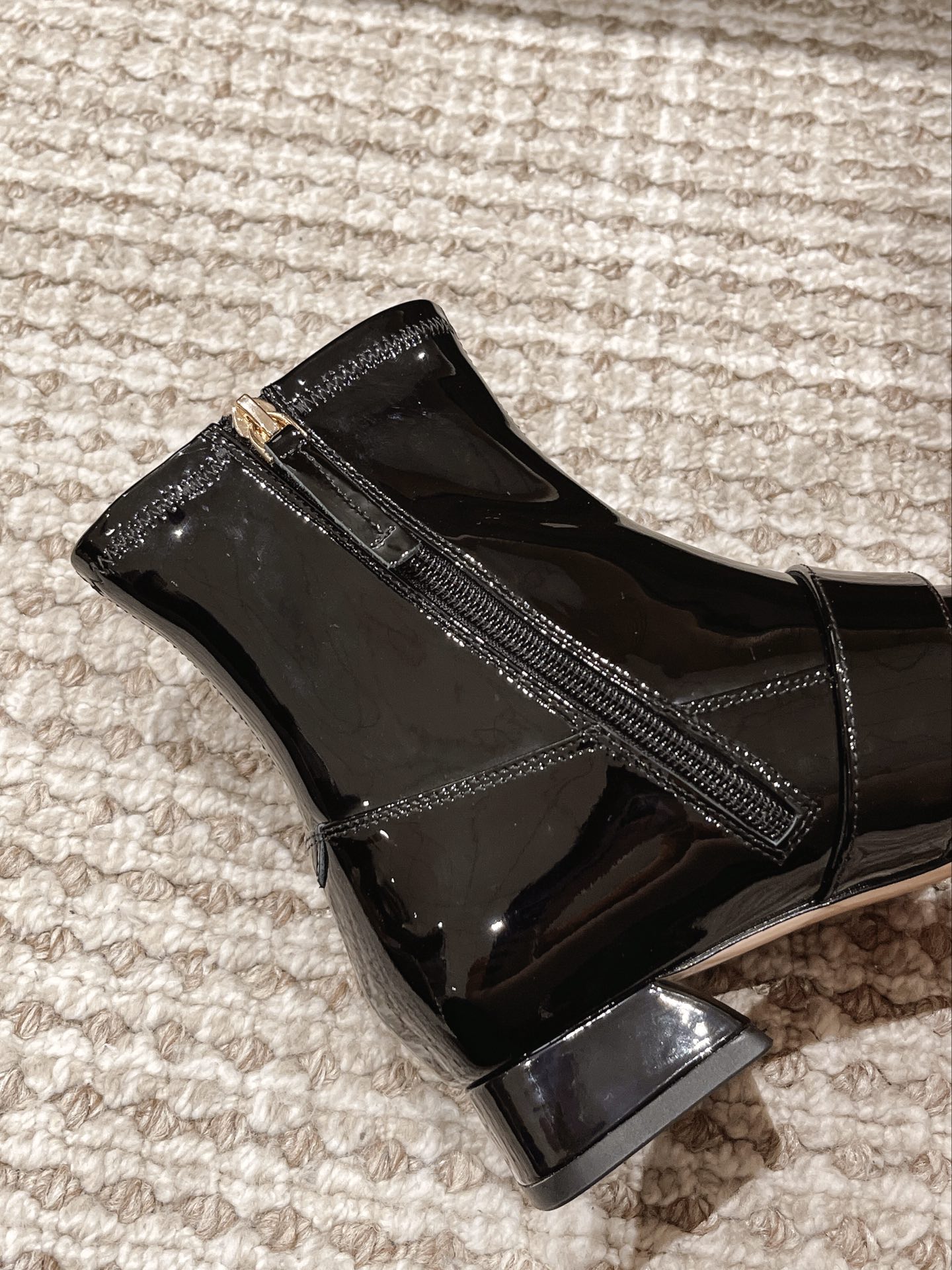 Roger Vivier Boots - Image 9