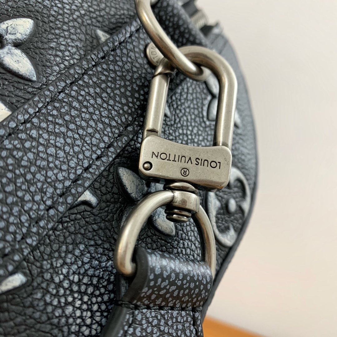 Louis Vuitton City Keepall Bag in Monogram - Image 9