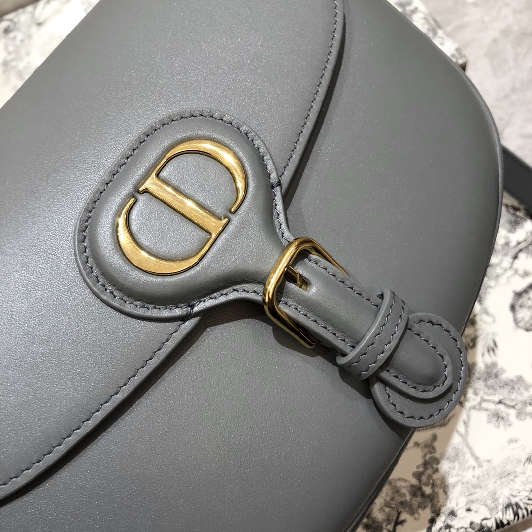 Dior Large Bobby Bag in Grey - Image 7