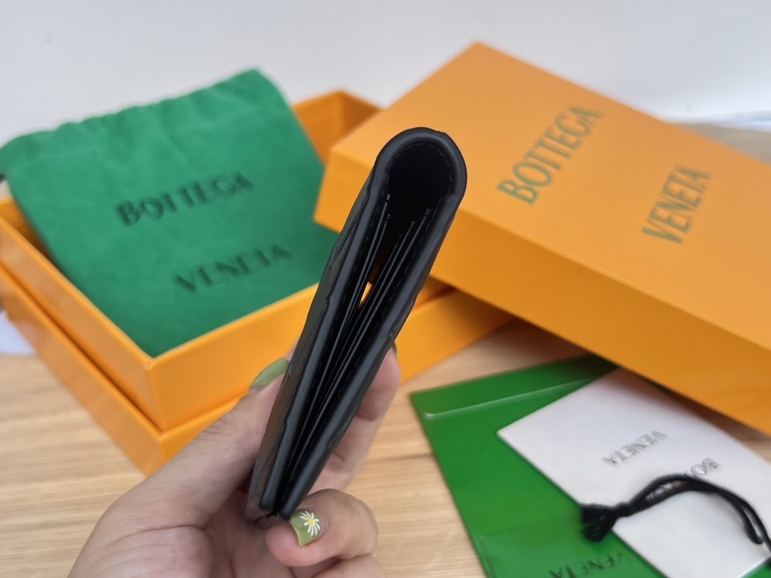 Bottega Veneta Bag - Image 4