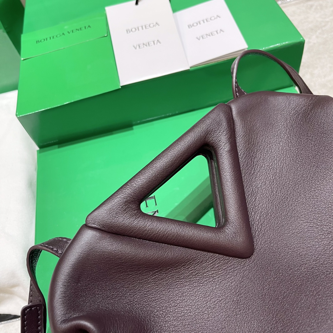 Bottega Veneta Bag - Image 4