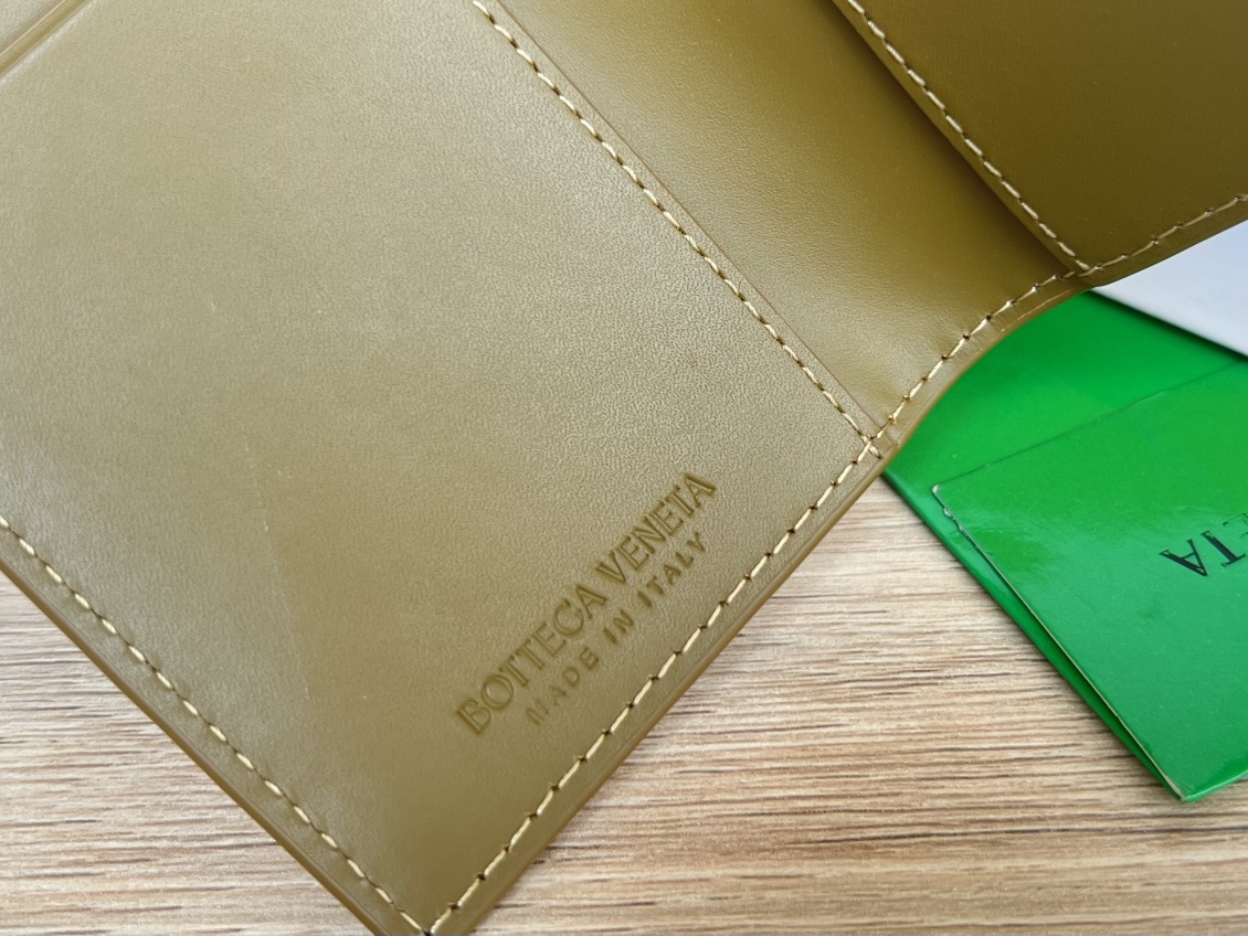 Bottega Veneta Bag - Image 7