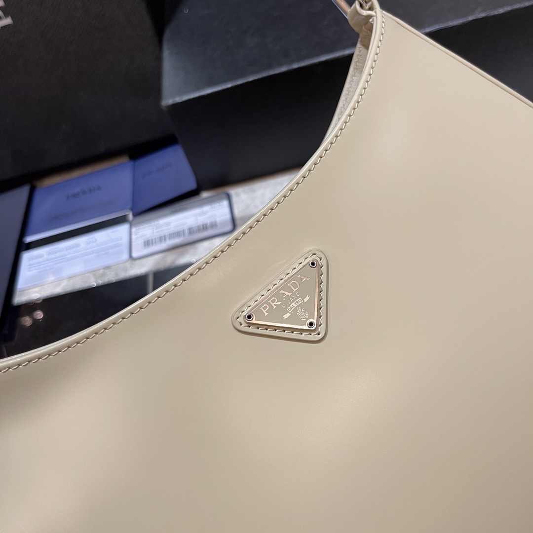 Prada Bags - Image 10
