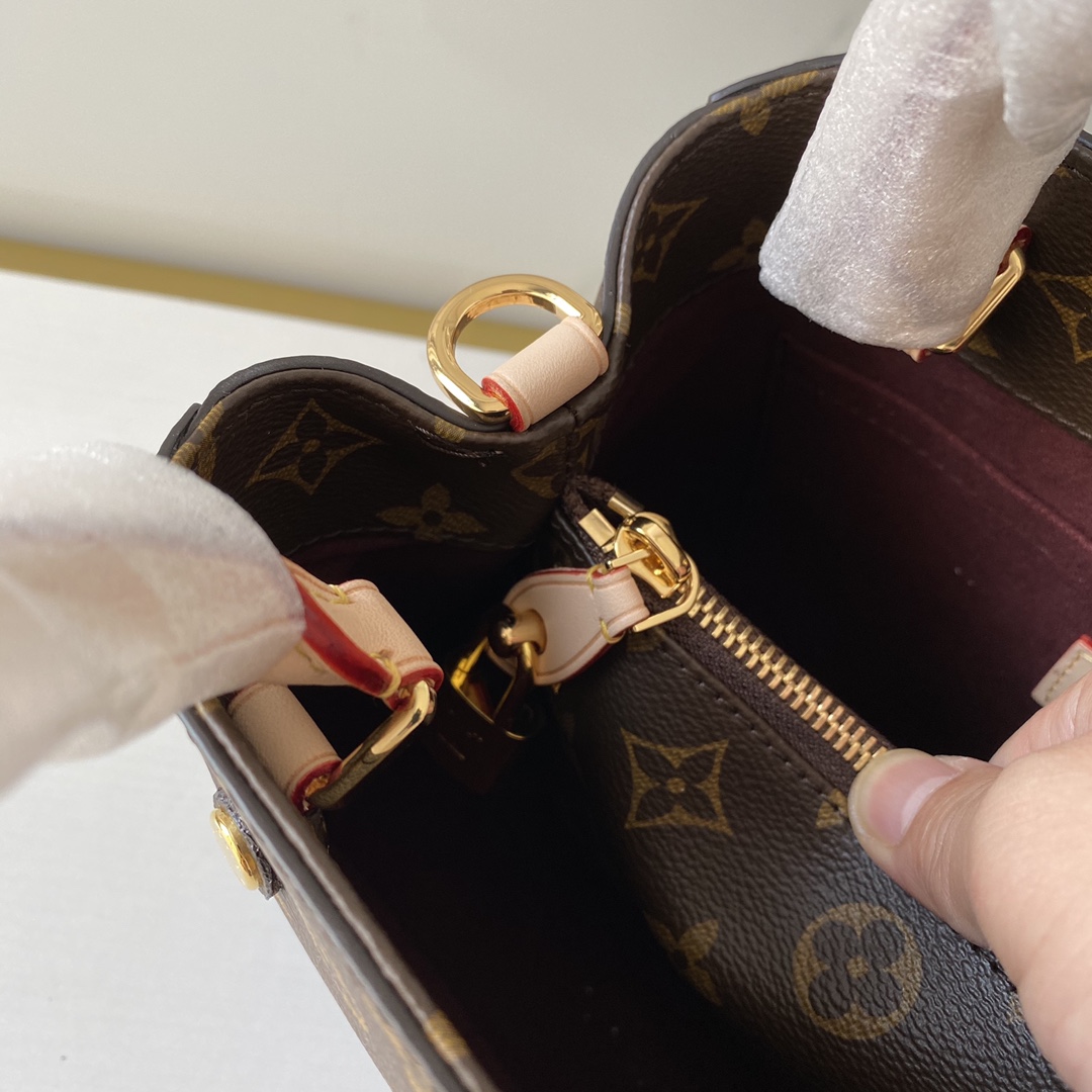 Louis Vuitton Small Montaigne BB Bag - Image 7