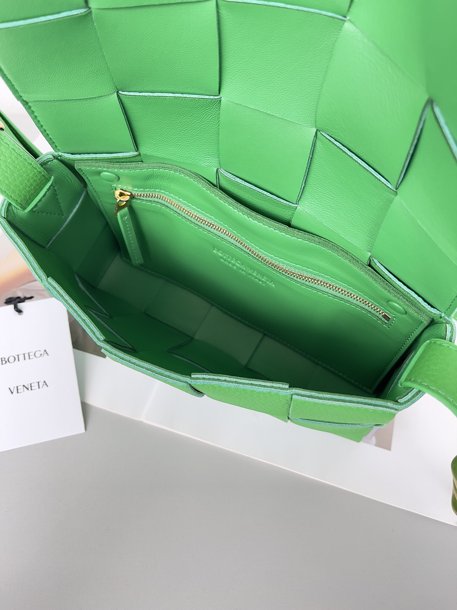 Bottega Veneta Bag - Image 7