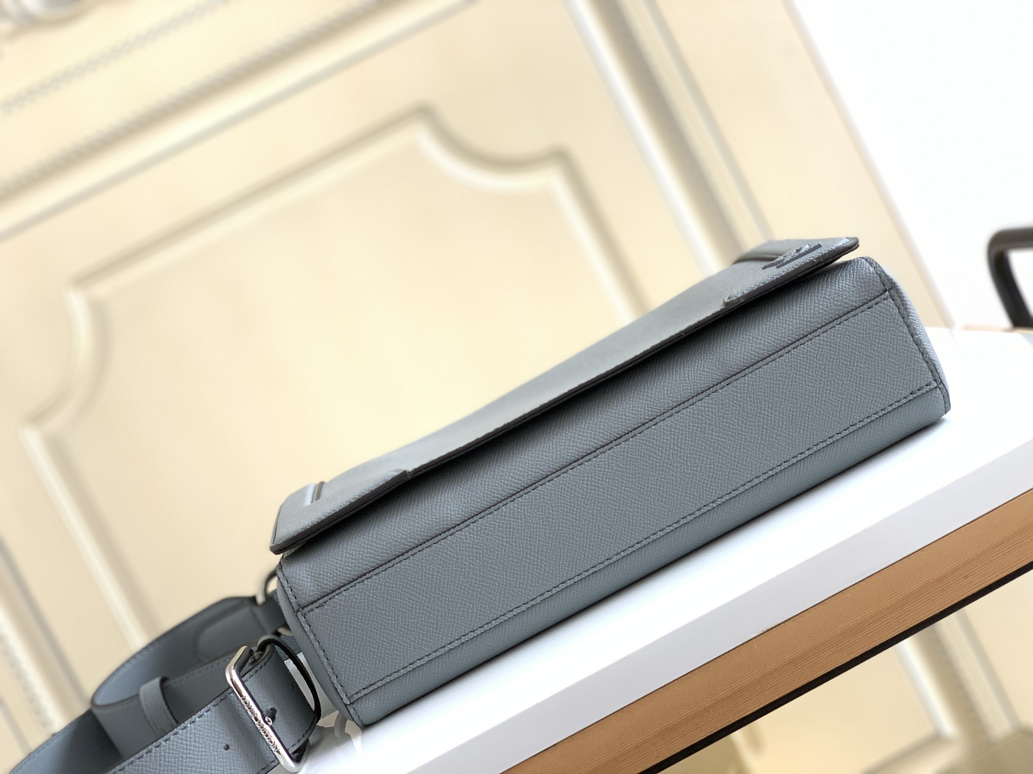 Louis Vuitton New Flap Messenger Bag - Image 8