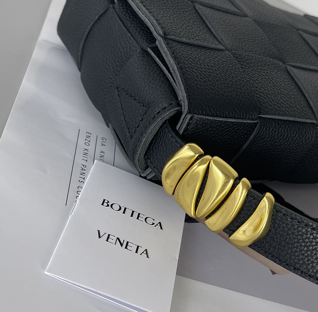 Bottega Veneta Bag - Image 8
