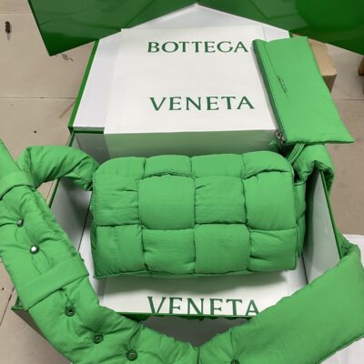 Bottega Veneta Padded Tech Cassette Bag in Green