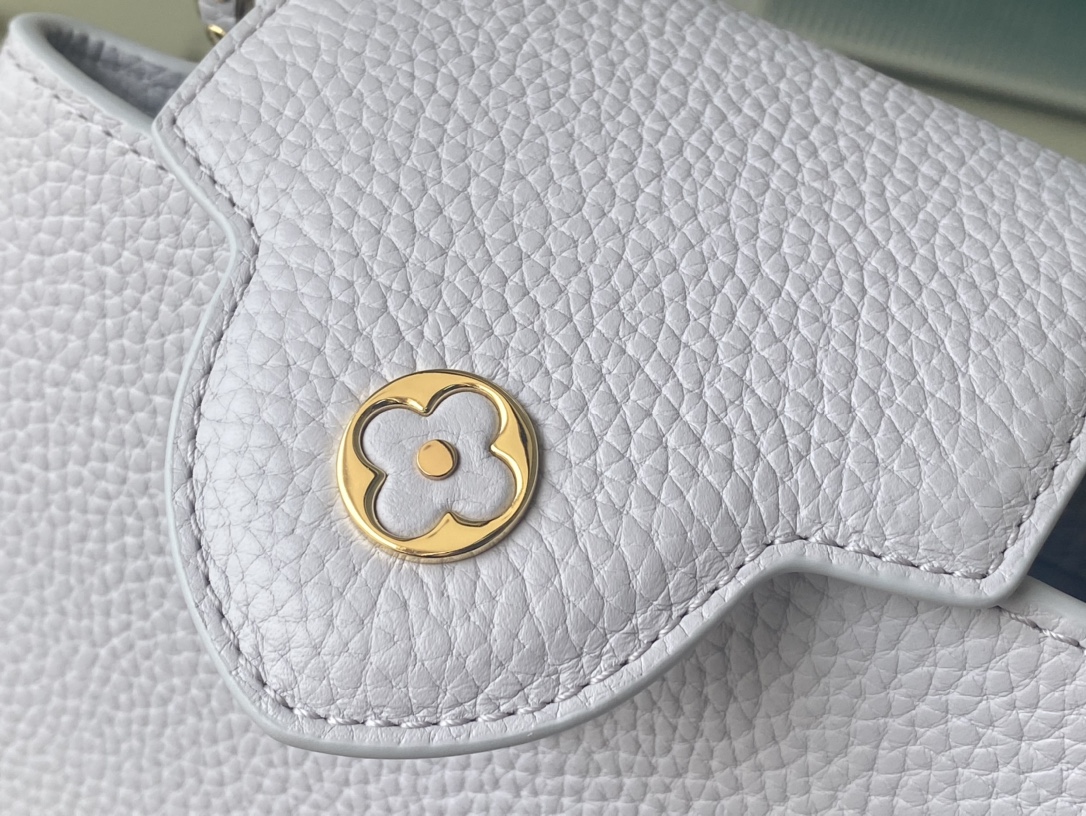 Louis Vuitton Capucines Mini Handbag in Light Violet - Image 5