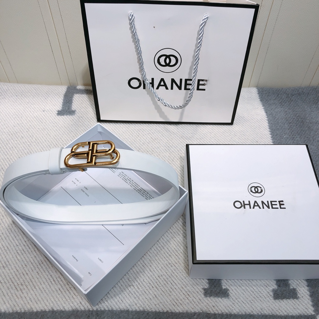 db9bf2_0c6ded23219e481ba71ff68c8e88ea9emv2.jpg Balenciaga Belt - Image 1