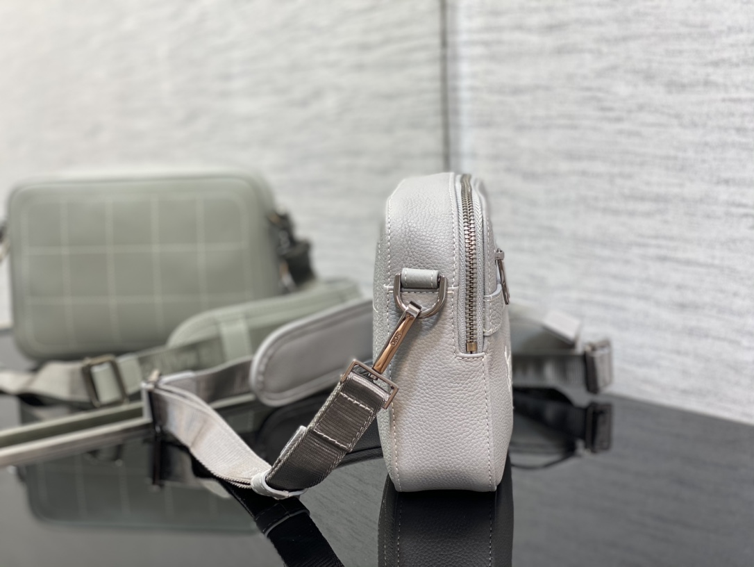 Dior Safari Messenger Bag - Image 7