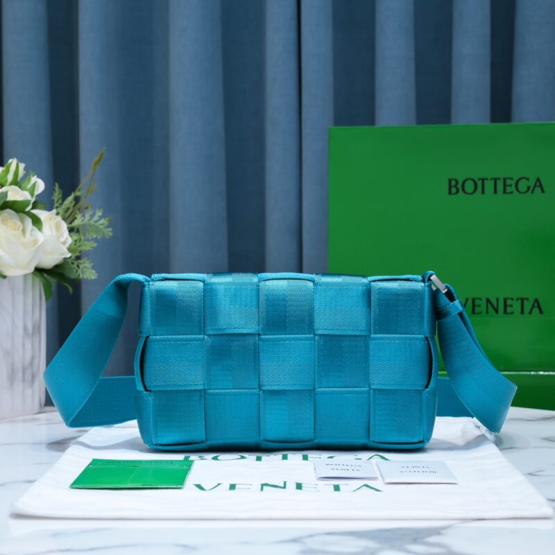 Bottega Veneta Cassette Classic Woven Bag in Bondi Blue
