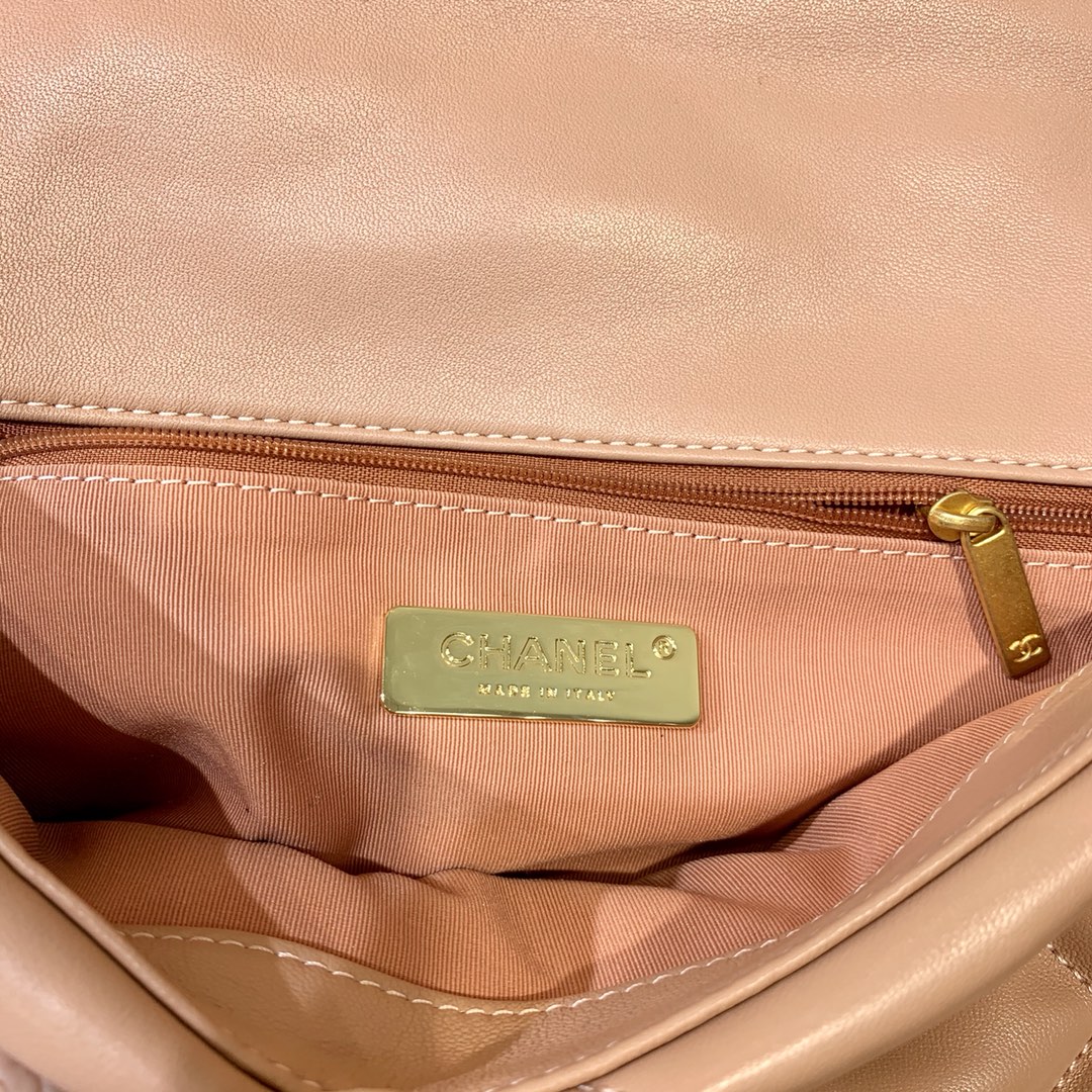 Chanel Double Chain Bag - Image 9