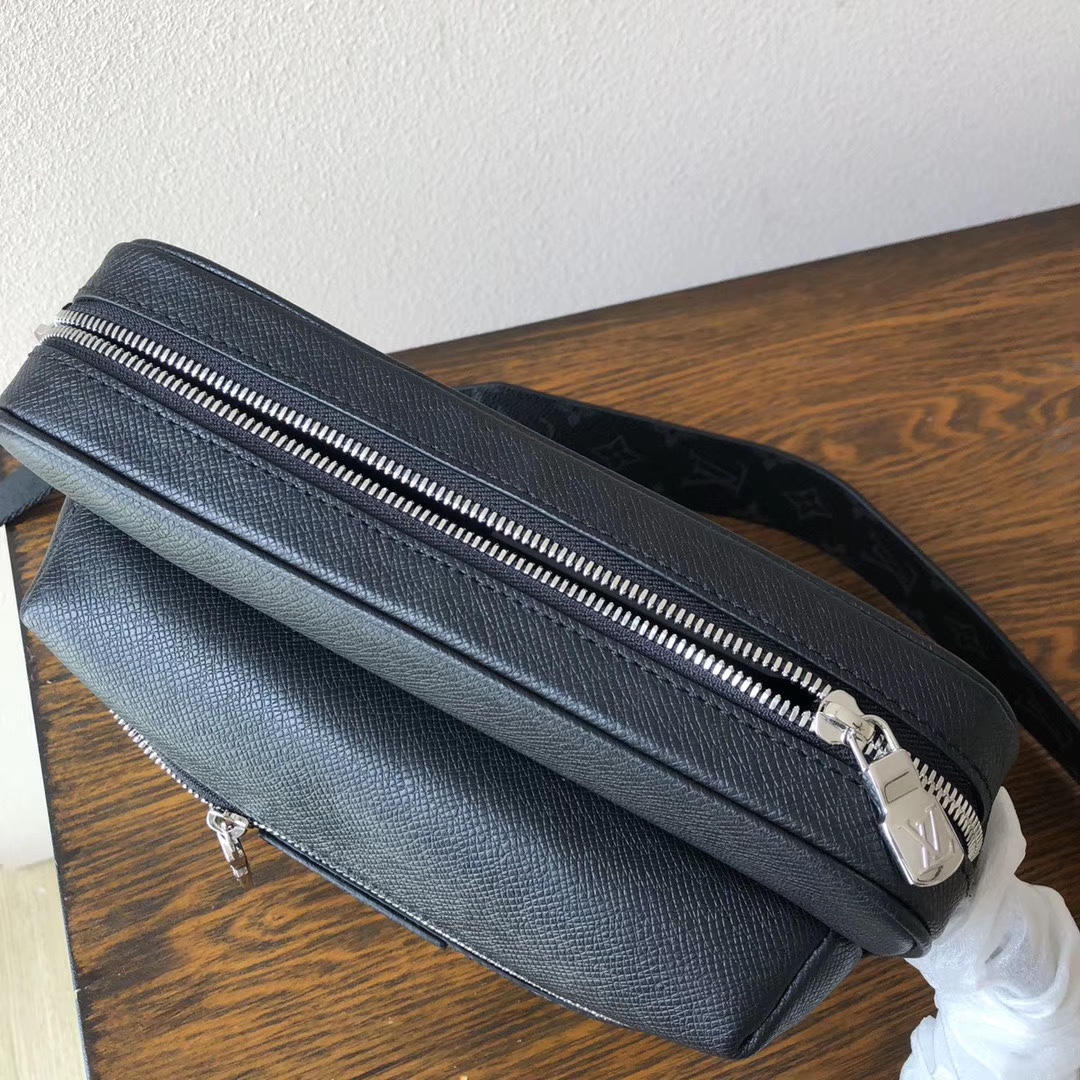 Louis Vuitton Outdoor Messenger Bag - Image 9