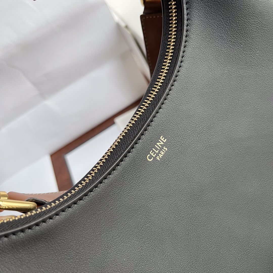 Celine Black Leather Underarm Ava Strap Bag - Image 6