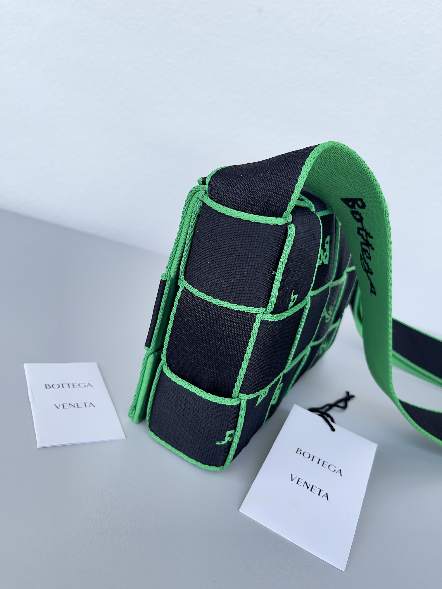 Bottega Veneta Bag - Image 4