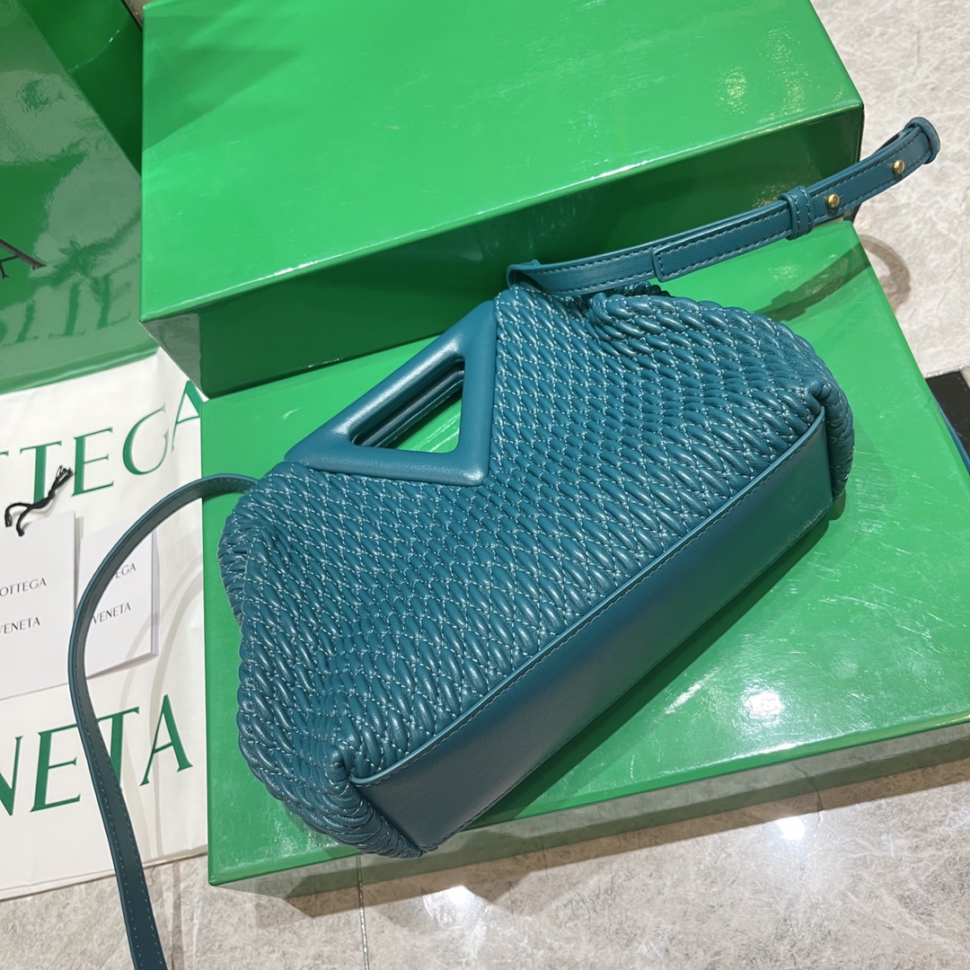 Bottega Veneta Bag - Image 3