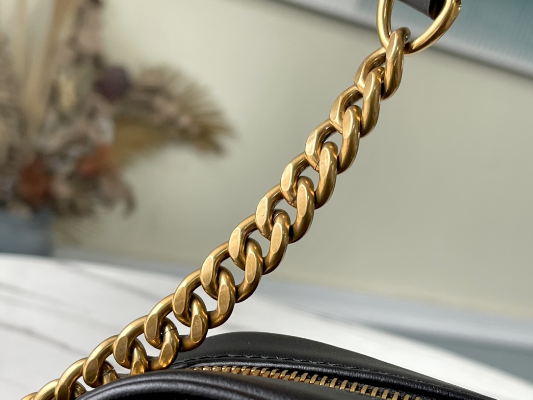 Louis Vuitton New Wave Camera Bag - Image 9