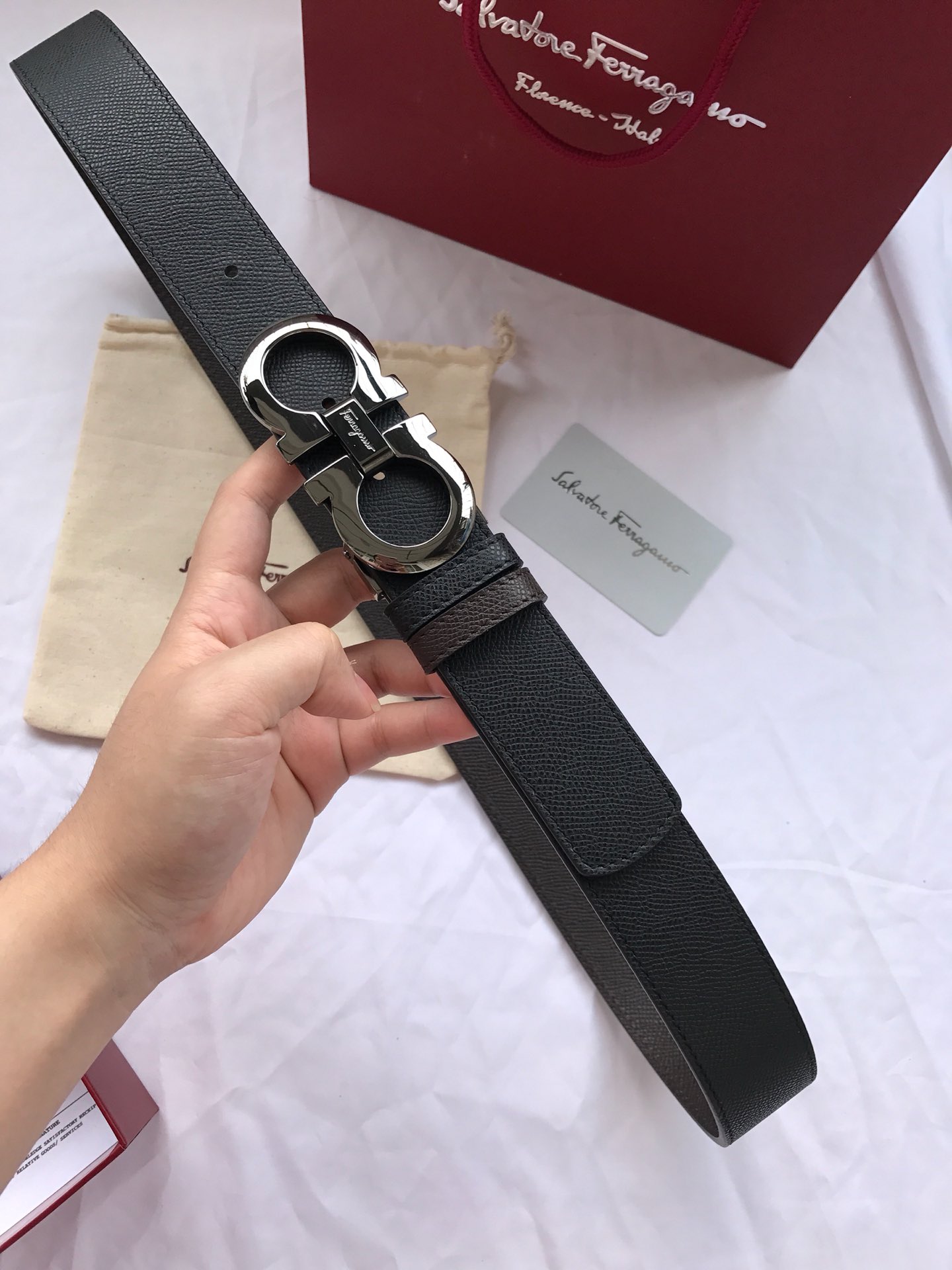 db9bf2_15ac0dfb9f1b40839b127ec309f1387dmv2.jpg Ferragamo Gancini Buckle Leather Belt - Image 1