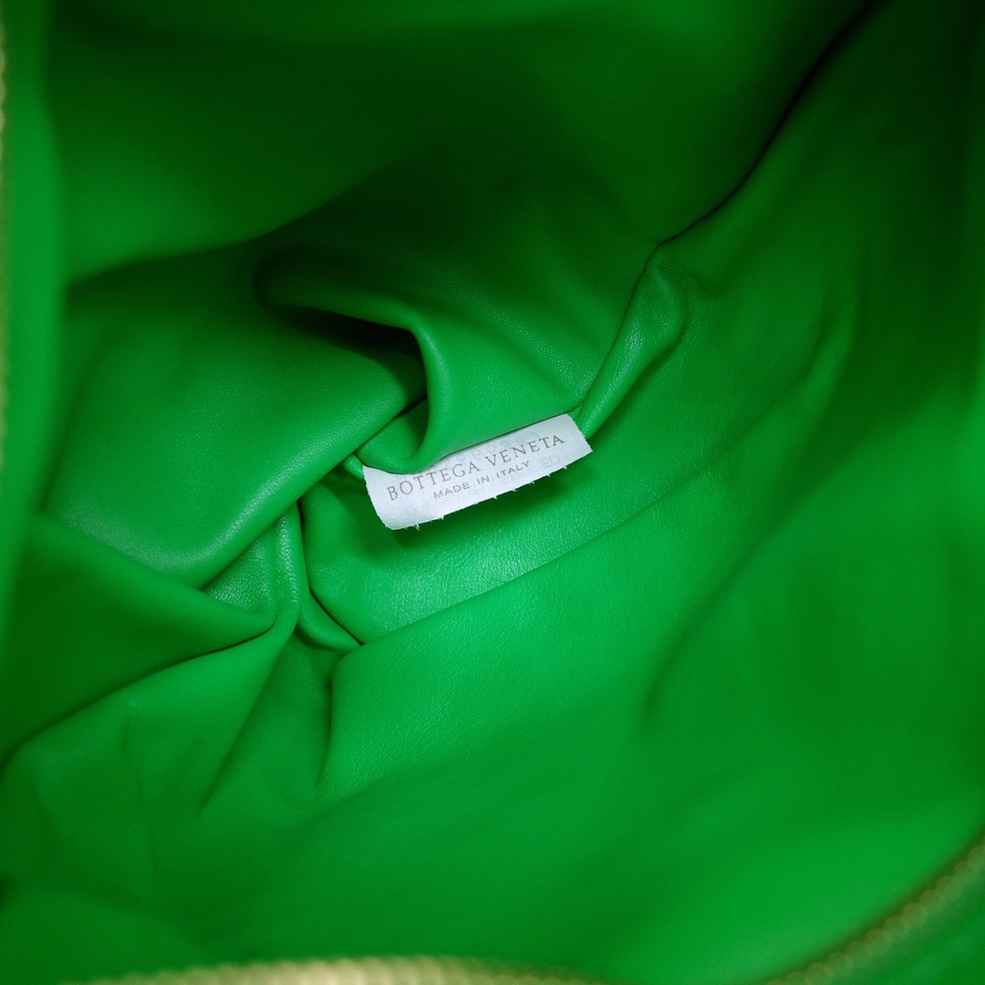 Bottega Veneta Bag - Image 7