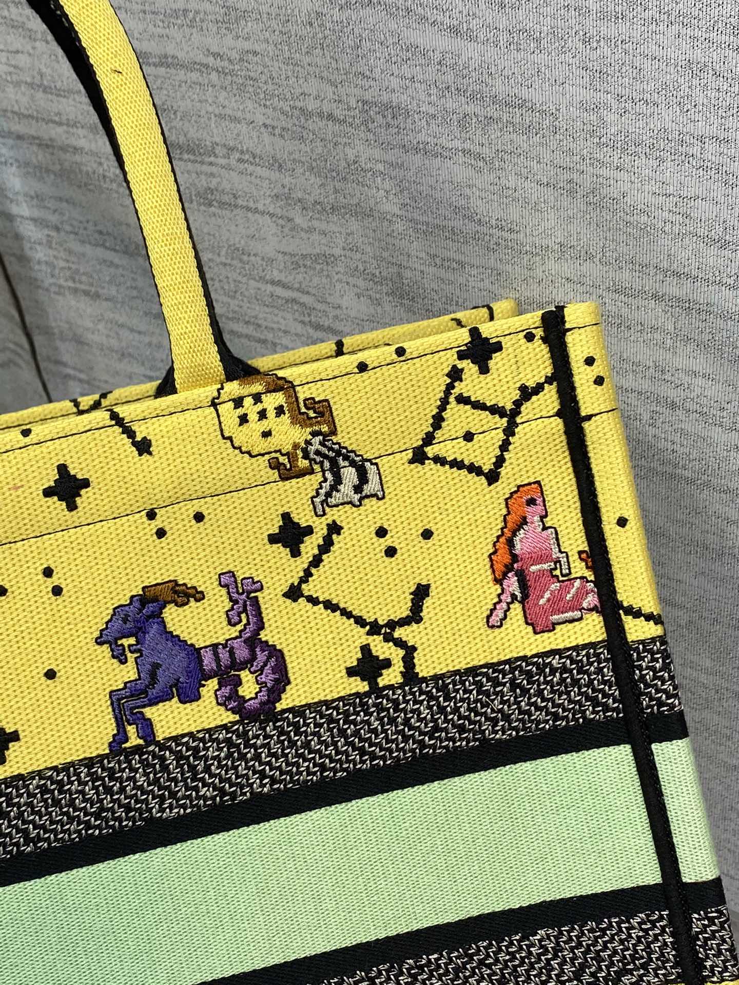 Dior Medium Constellations Tote Bag - Image 7