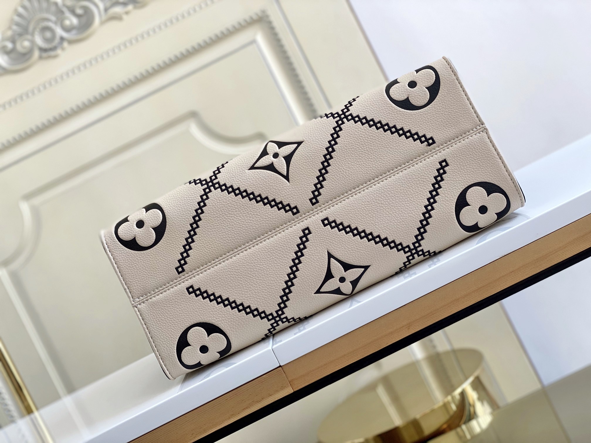 Louis Vuitton OnTheGo Medium Tote Bag - Image 10