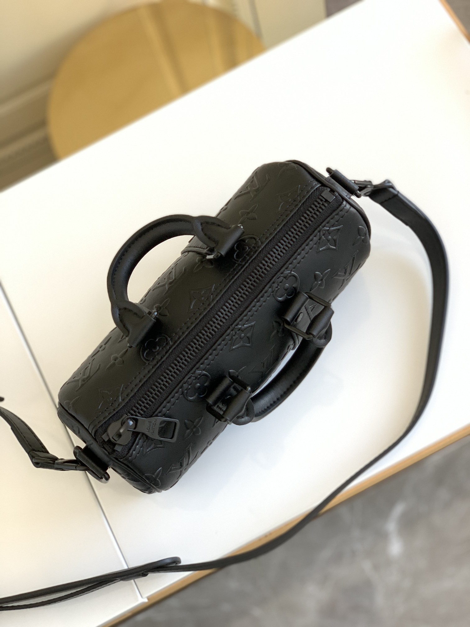 Louis Vuitton Speedy Keepall XS Travel Bag in Black - Image 6