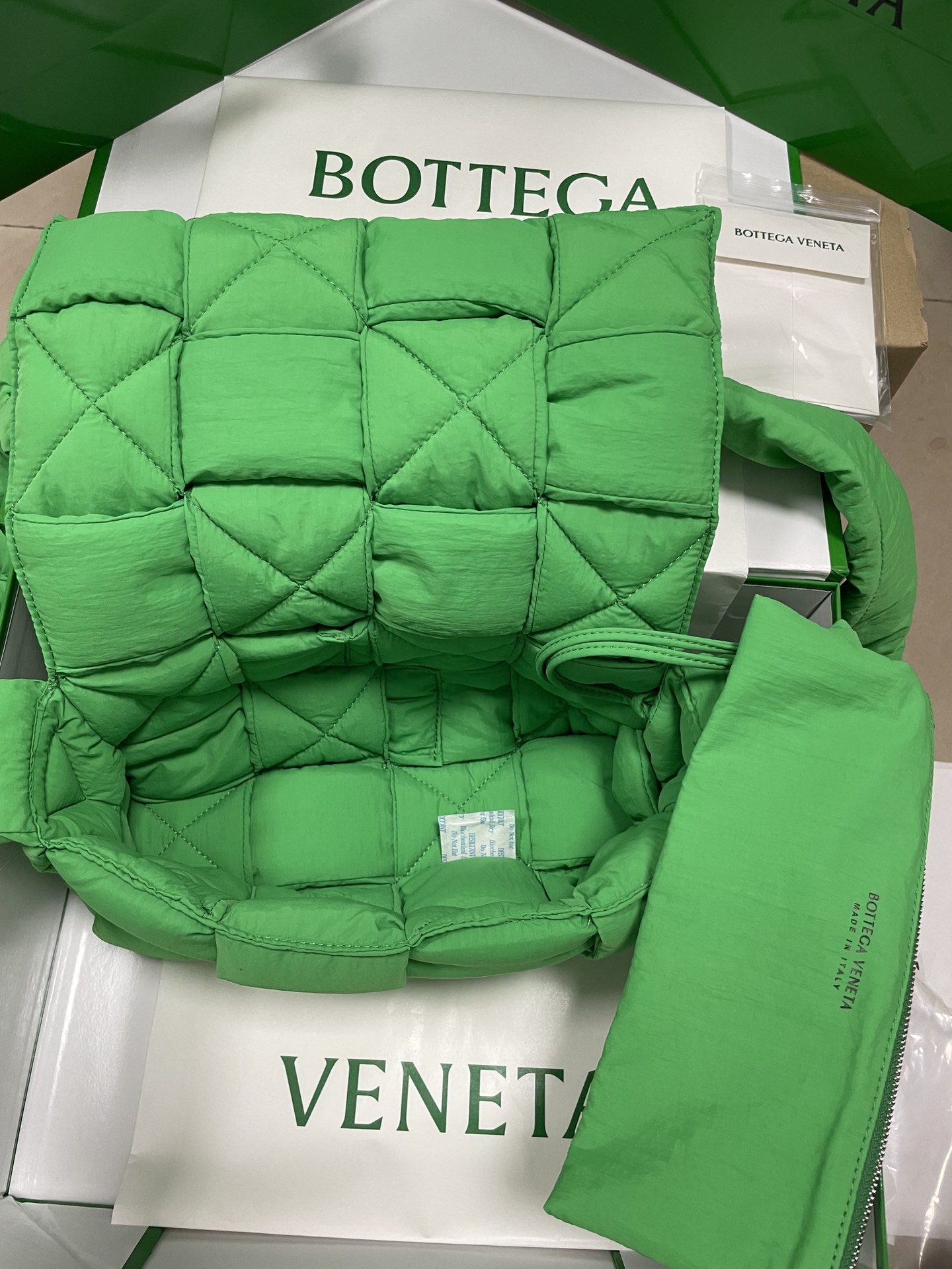 Bottega Veneta Padded Tech Cassette Bag in Green - Image 8