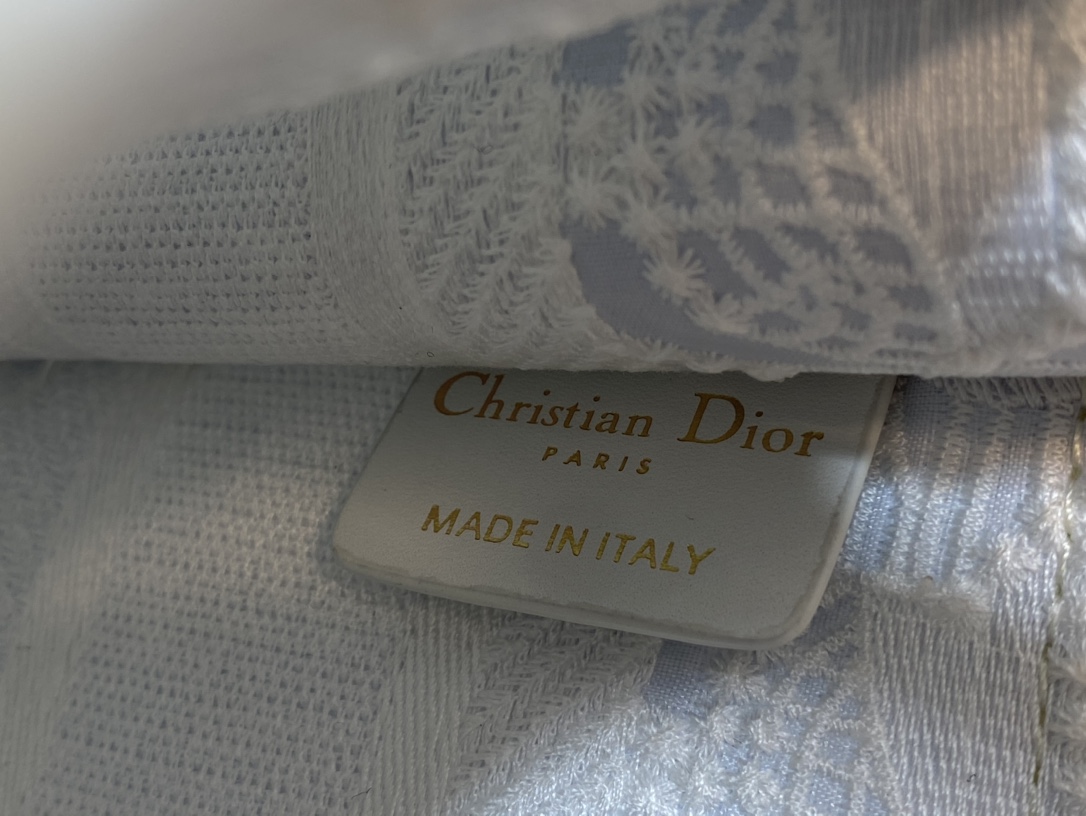 Dior Mini Tote Bag in White - Image 10