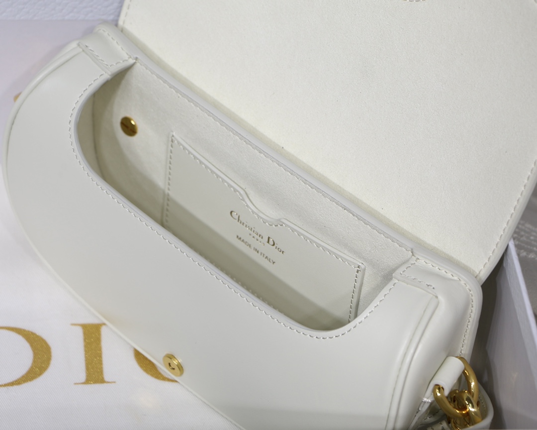 Dior Bobby East-West Underarm Bag in White Calfskin - Image 10