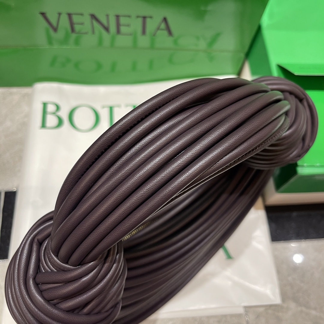 Bottega Veneta Bag - Image 6