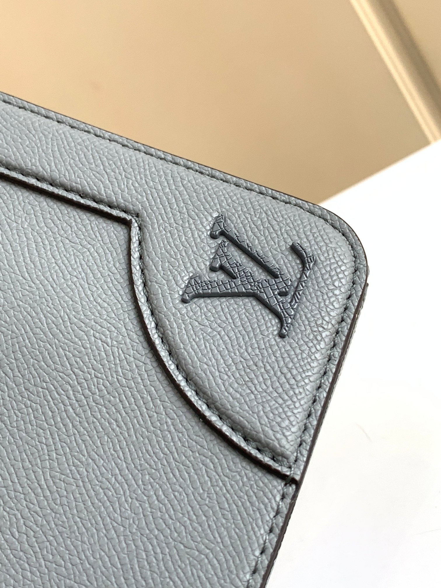 Louis Vuitton New Flap Messenger Bag - Image 5