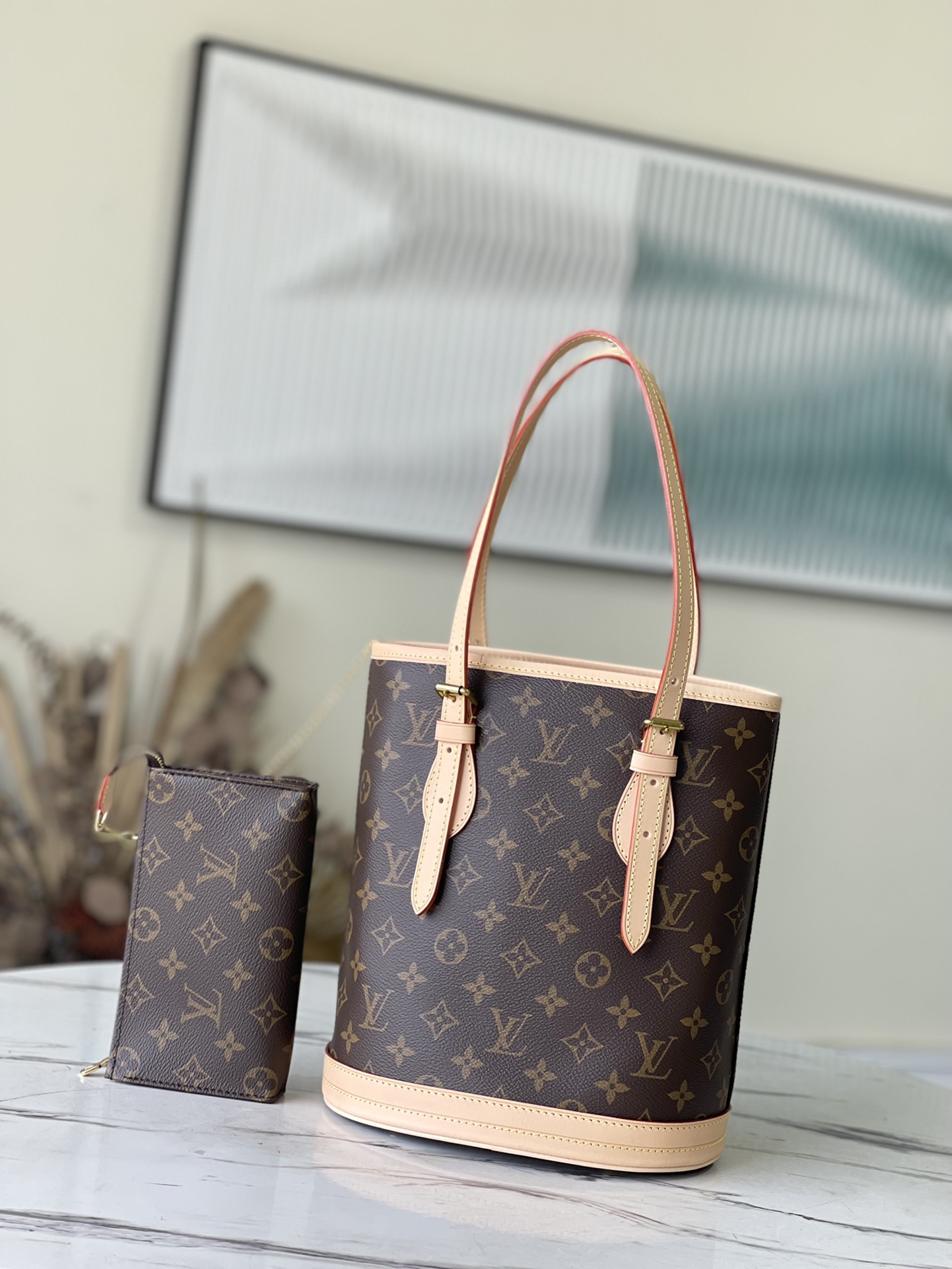Louis Vuitton Large Bucket Bag - Image 3