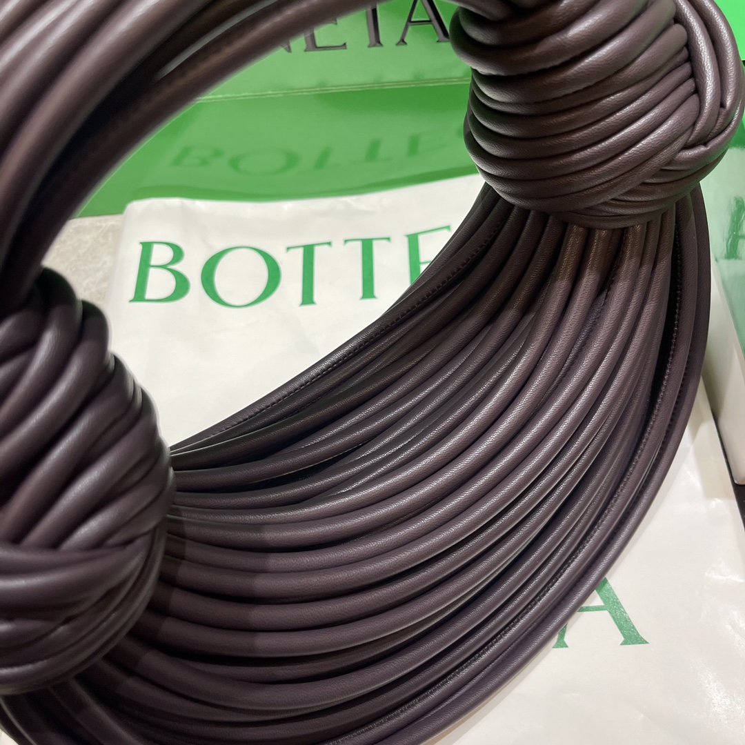 Bottega Veneta Bag - Image 4