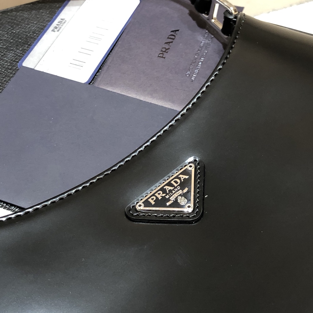 Prada Bags - Image 10