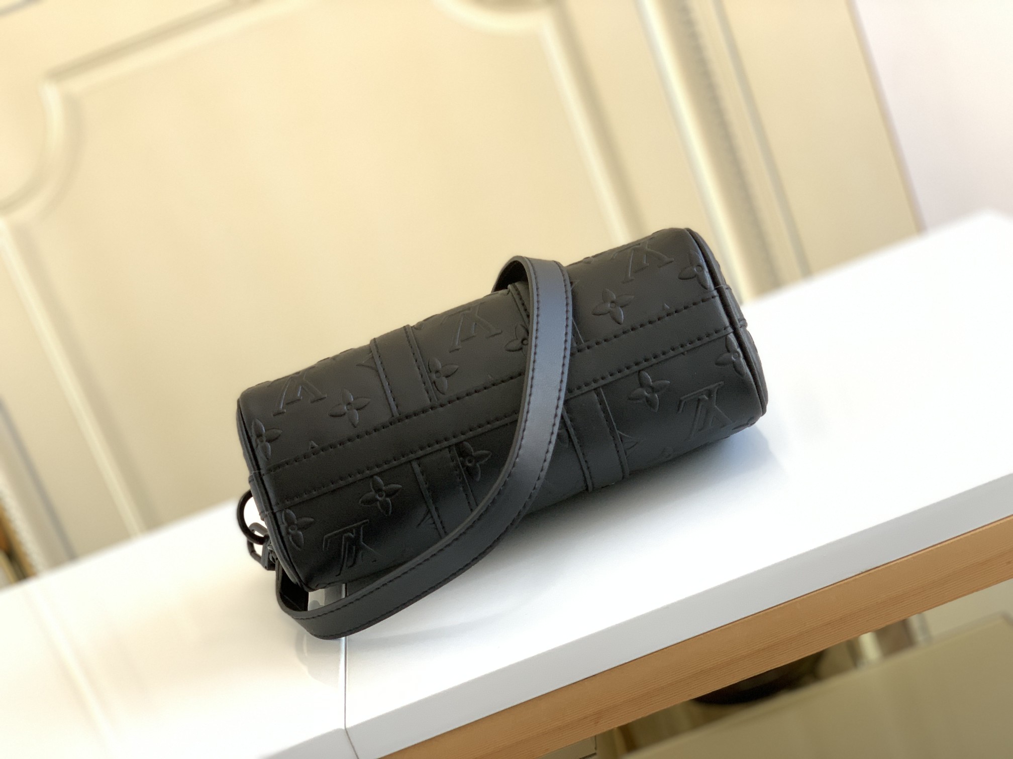 Louis Vuitton Speedy Keepall XS Travel Bag in Black - Image 5