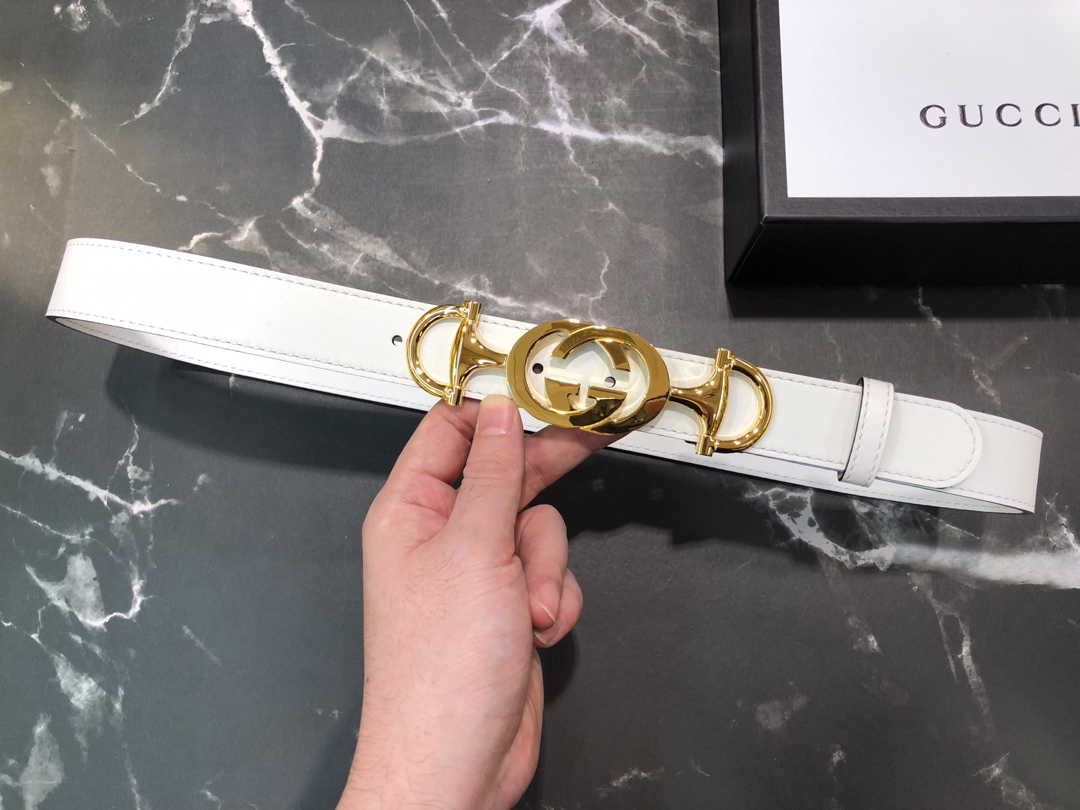 db9bf2_2ec89fb4317241a6a647c13a73b6d5c8mv2.jpg Gucci Leather Belt - Image 1