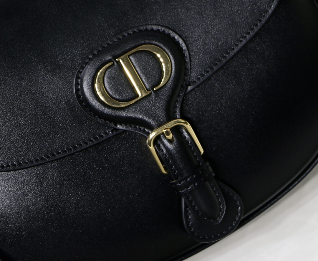 Dior Medium Bobby Bag in Black Leather - Image 6