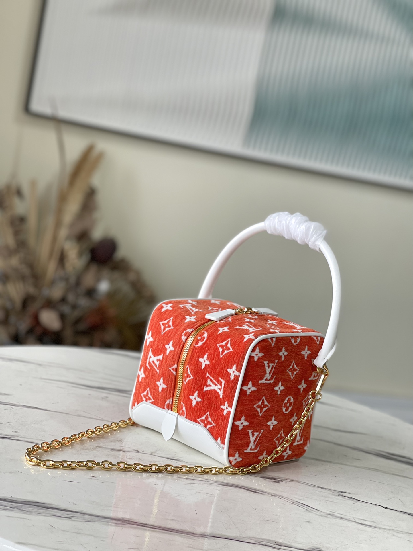 db9bf2_2fcd3e7969bc443da08f34f1062306c0mv2.jpg Louis Vuitton Bag - Image 1