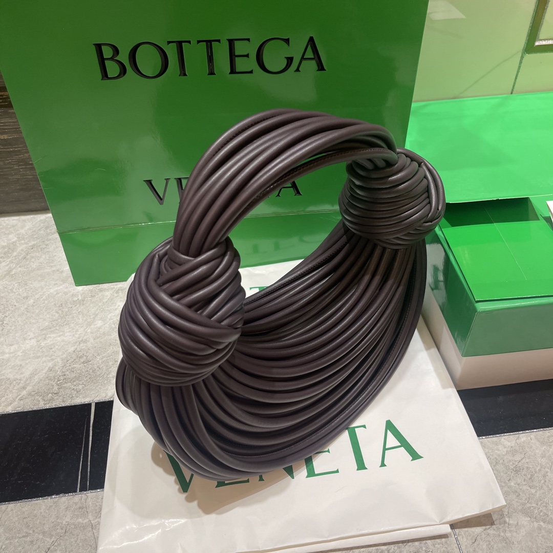 Bottega Veneta Bag - Image 3