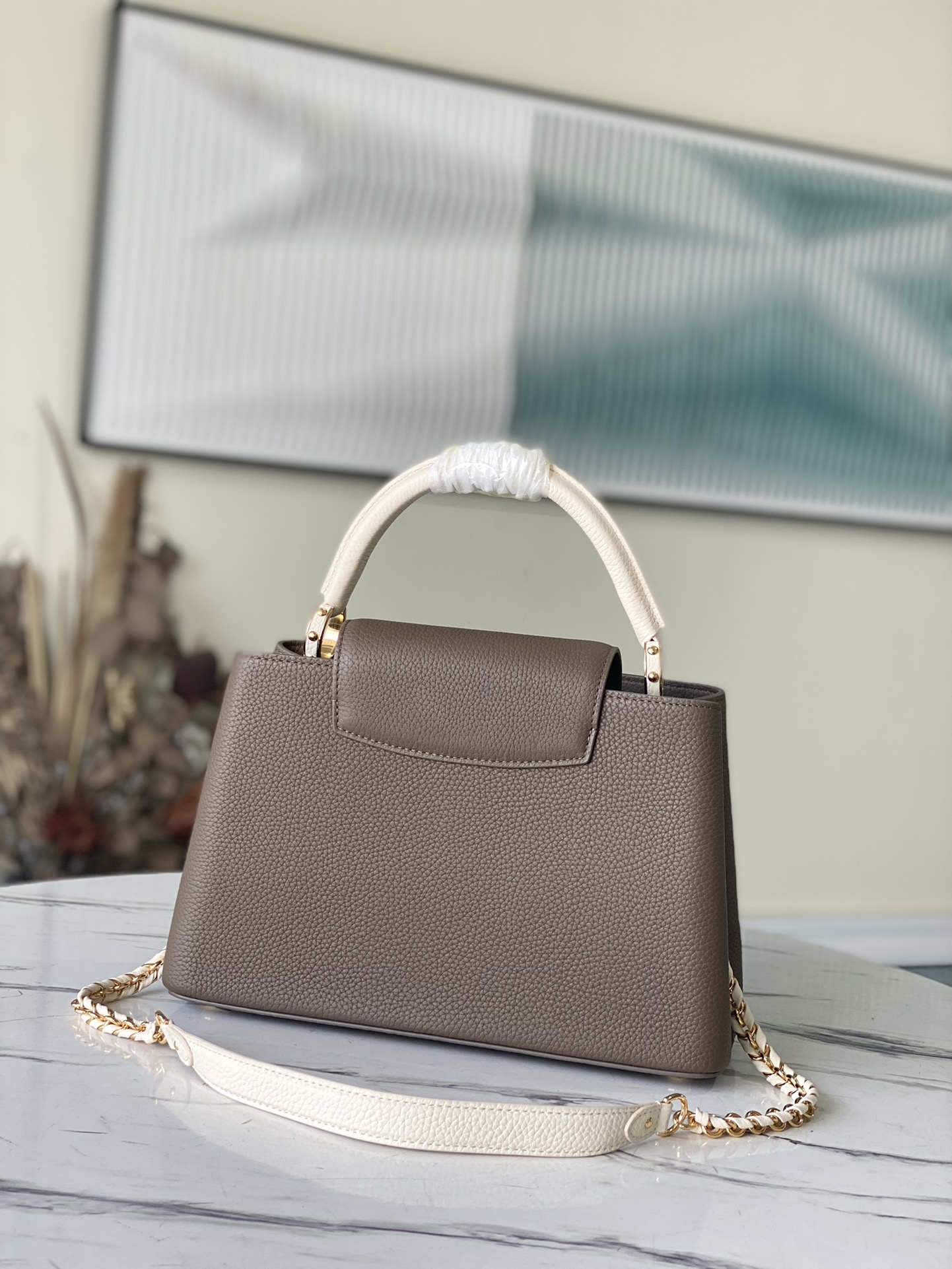 Louis Vuitton Capucines BB Medium Handbag in Brown - Image 3