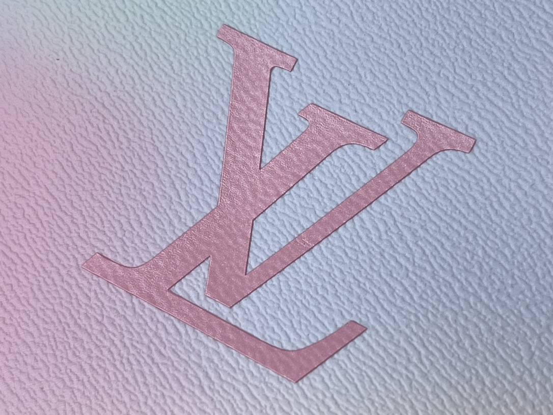 Louis Vuitton OnTheGo Small Bag in Pastel Tones - Image 7