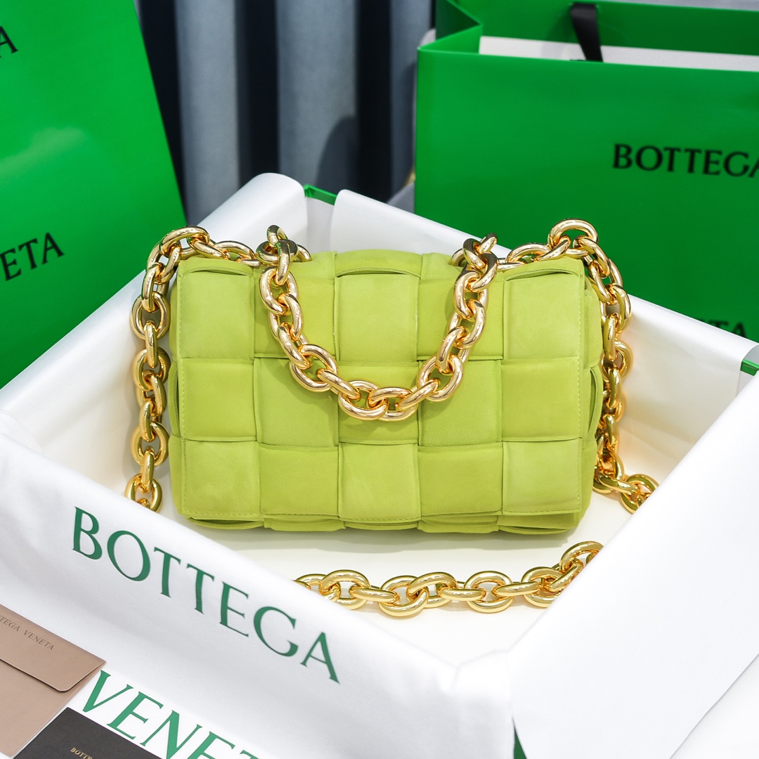 db9bf2_34d180812e95412e9080a5c3ae07f7b8mv2.jpg Bottega Veneta Shoes - Image 1